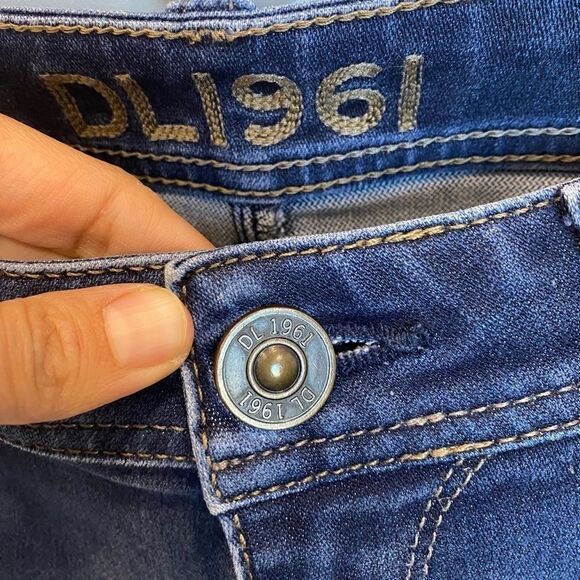 DL1961 Emma Blue Jegging  - Picture 4 of 11